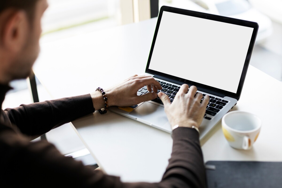 Protecting Personal Information Online Protecting Personal Information Online